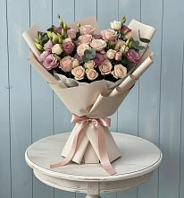 Букет цветов из:  Розы и Лизиантусы в Вочепшем