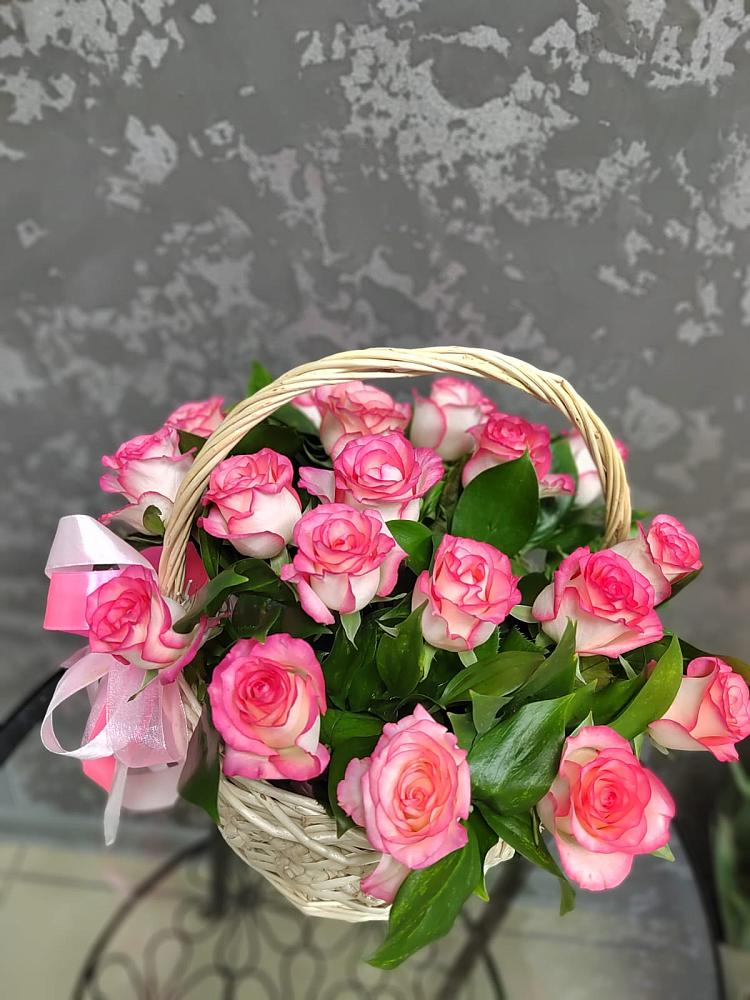 Цветочная композиция из Розы в корзине в Вочепшем