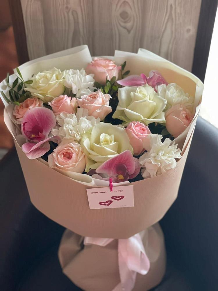 Букет цветов из: Орхидеи, Розы и Гвоздики в Вочепшем