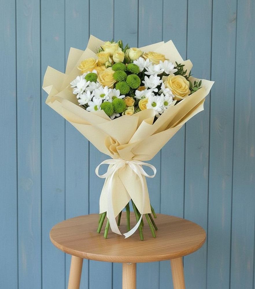 Букет цветов из: Хризантемы и Розы в Вочепшем