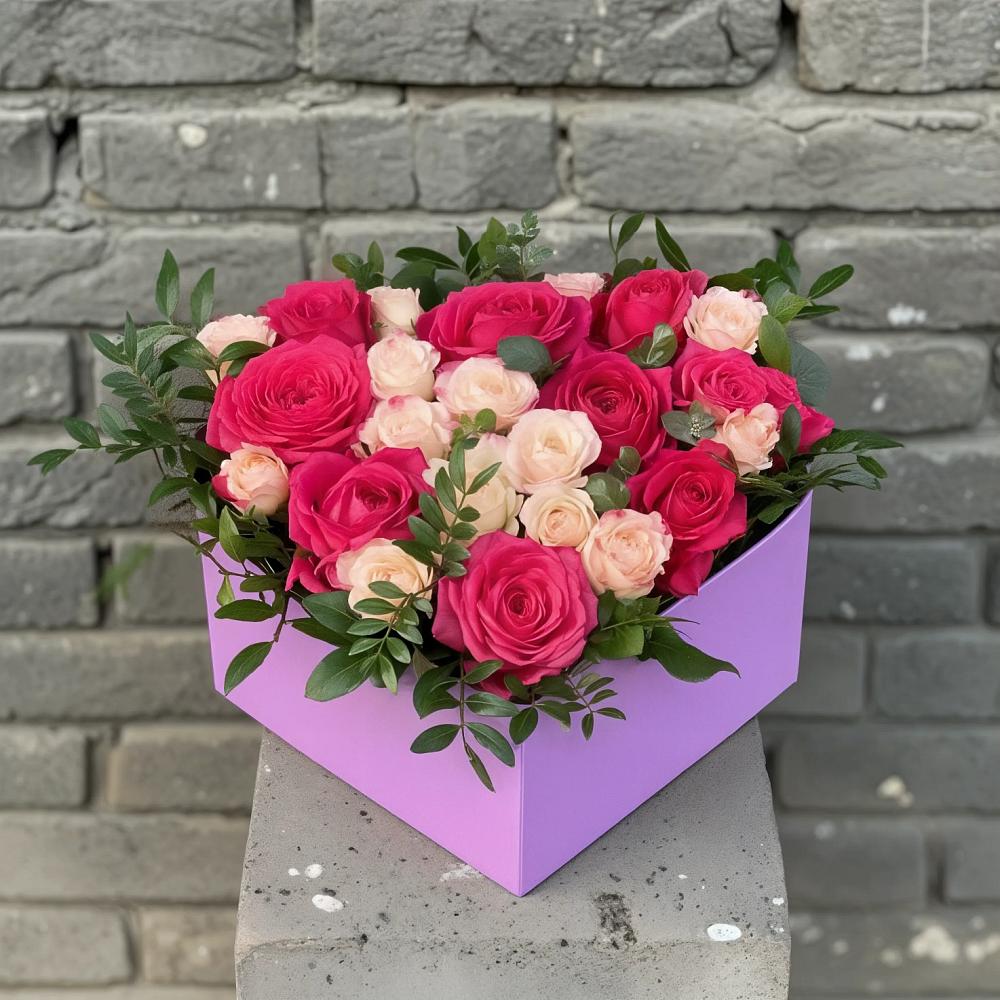 Цветочная композиция из Розы в коробке в Вочепшем