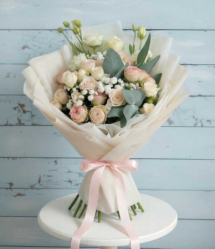 Букет цветов из: Розы и Лизиантусы в Вочепшем