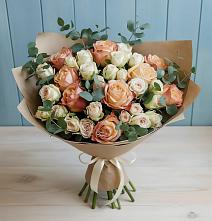 Букет цветов из:  Альстромерии и Розы в Вочепшем