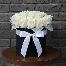 Цветочная композиция из Розы в шляпной коробке в Вочепшем